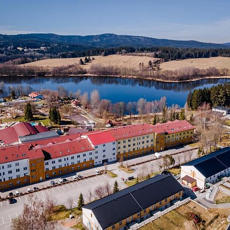 Private Luxury Apartments - Apartman G3 Frymburk Eksteriør bilde